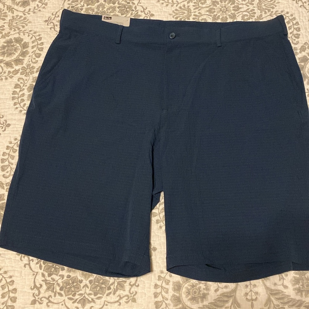 Brand New With Tags Mens Greg Norman Stretch Short